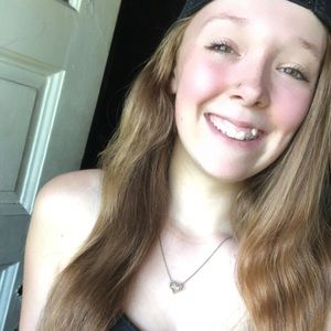 Meet your Posher, Savannah